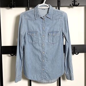 TOPSHOP Denim Button Down